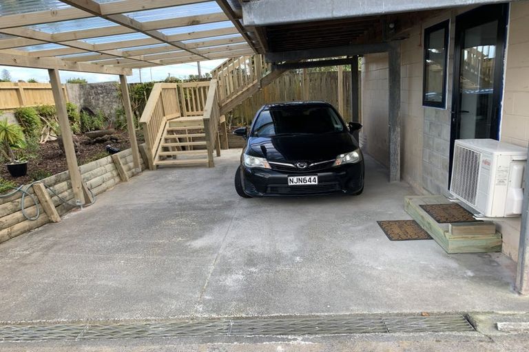 Photo of property in 2/108 Portage Road, New Lynn, Auckland, 0600