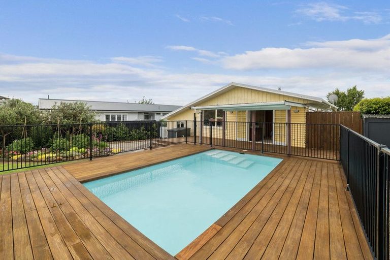 Photo of property in 18 Norwood Road, Paeroa, 3600