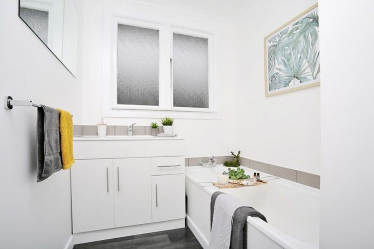 Photo of property in 58 Vernon Street, Kingswell, Invercargill, 9812