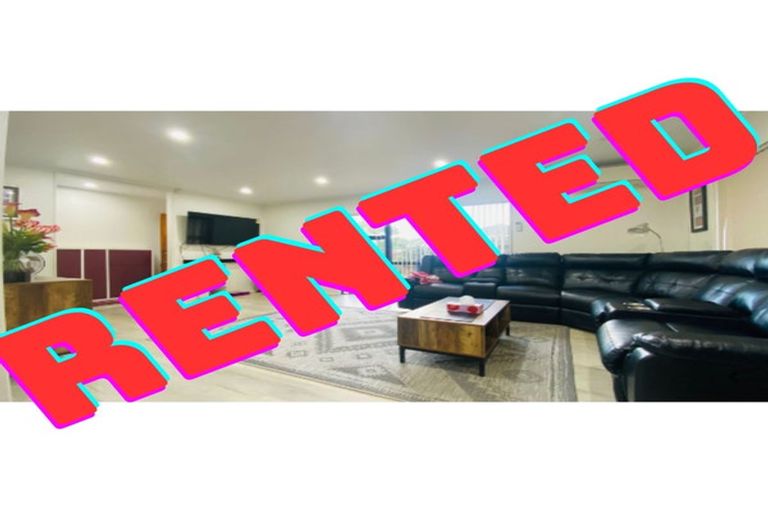 Photo of property in 1/117 Clevedon Road, Papakura, 2110