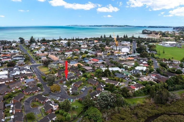 Photo of property in 11 Fantail Court, Orewa, 0931