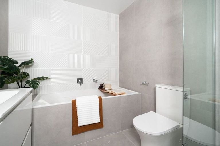 Photo of property in 7f Poto Street, Te Atatu South, Auckland, 0610