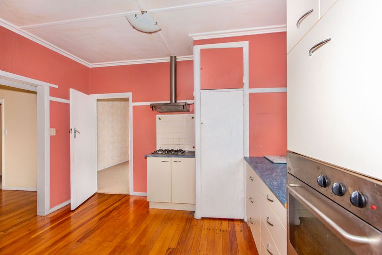 Photo of property in 4 Seddon Street, Te Aroha, 3320