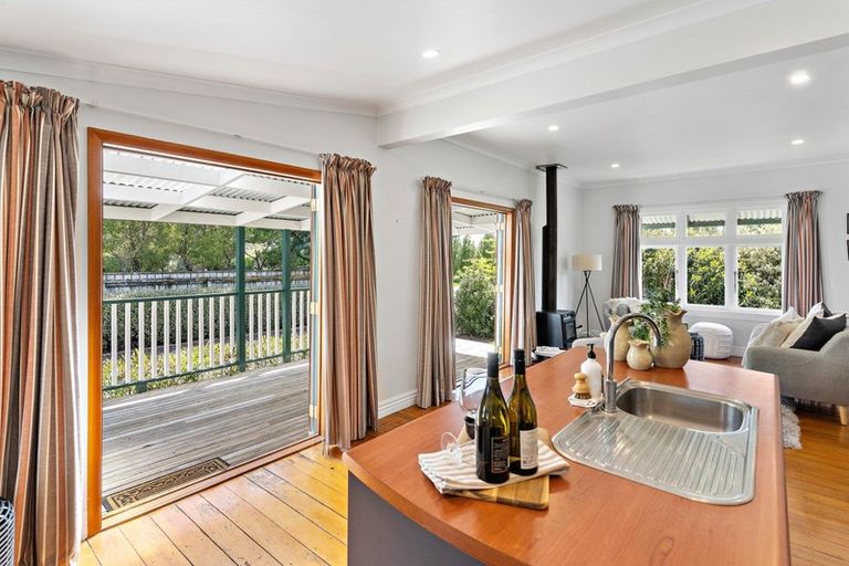 Photo of property in 16 New York Street, Martinborough, 5711