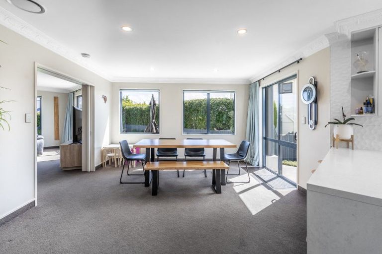 Photo of property in 712 Queens Drive, Waikiwi, Invercargill, 9810