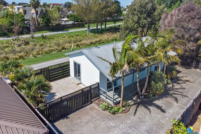 Photo of property in 5b Emery Place, Papamoa Beach, Papamoa, 3118