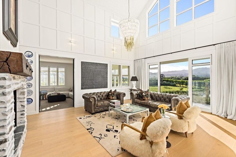 Photo of property in 26 Sandpiper Avenue, Point Wells, 0986