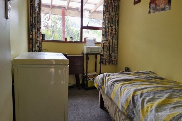 Photo of property in 13 Ives Street, Hector, 7822