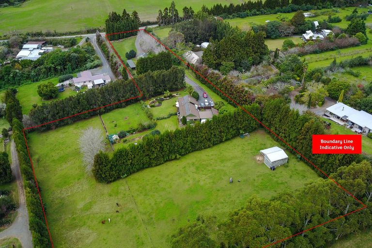 Photo of property in 239 Stanners Road, Kerikeri, 0295