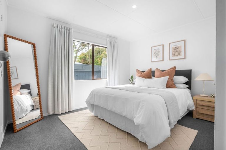 Photo of property in 9b Beadle Place, St Andrews, Hamilton, 3200