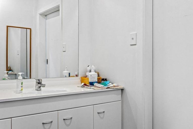 Photo of property in 76 Trafalgar Street, St Albans, Christchurch, 8014