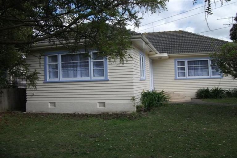 Photo of property in 5 Foster Street, Taita, Lower Hutt, 5011