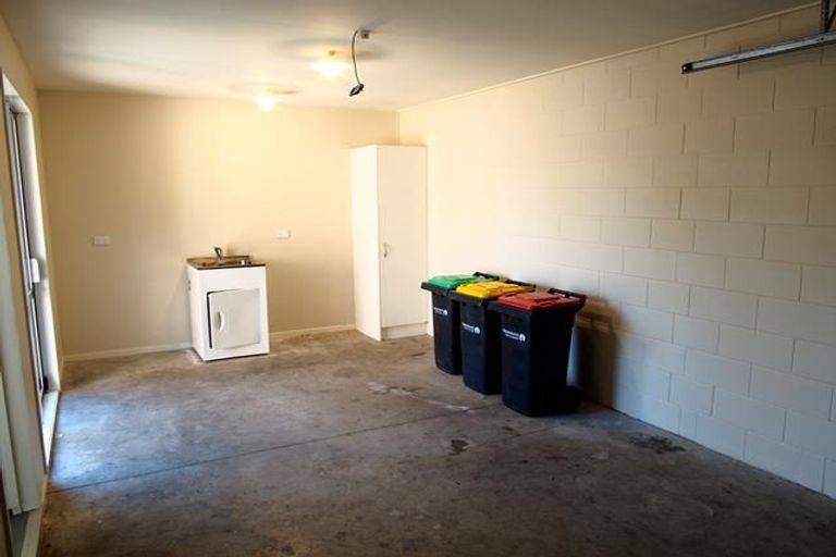 Photo of property in 18d Defoe Place, Waltham, Christchurch, 8023