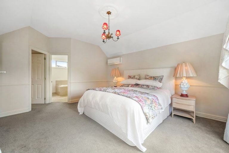 Photo of property in 33 Seymour Road, Mellons Bay, Auckland, 2014