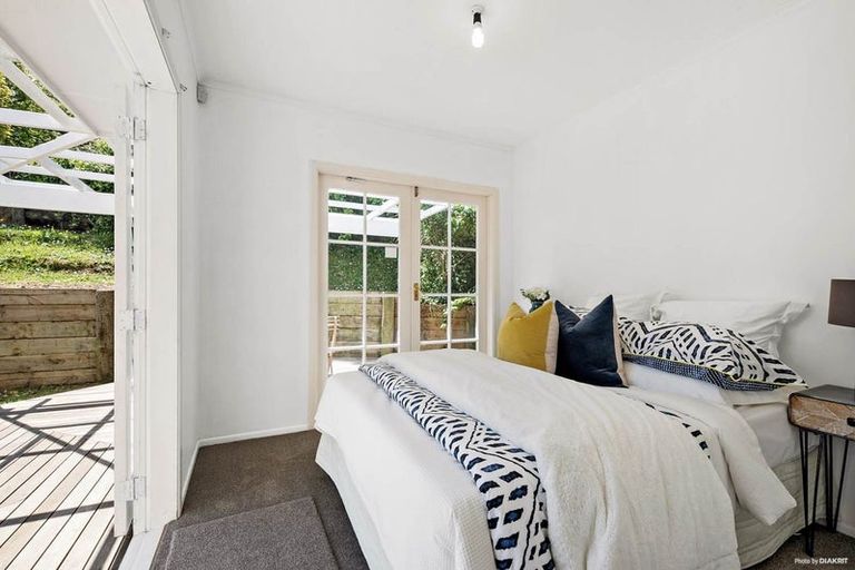 Photo of property in 71 Monarch Avenue, Hillcrest, Auckland, 0627
