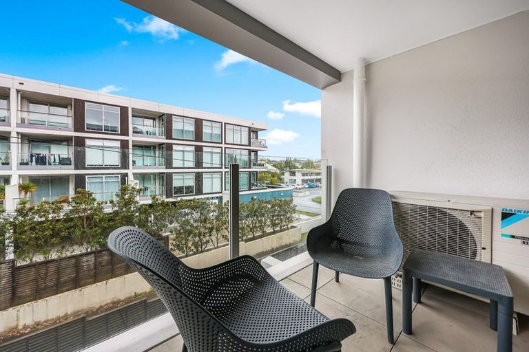 Photo of property in 206/25 Bute Road, Browns Bay, Auckland, 0630