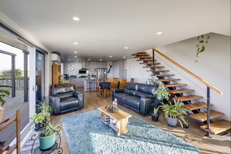 Photo of property in 268 Whirinaki Road, Eskdale, Napier, 4182