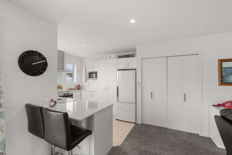 Photo of property in 6 Kessen Street, Pegasus, 7612