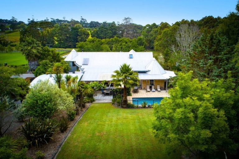 Photo of property in 250 Bawden Road, Dairy Flat, Albany, 0792