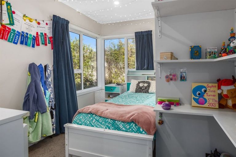 Photo of property in 4 Russell Road, Wainuiomata, Lower Hutt, 5014