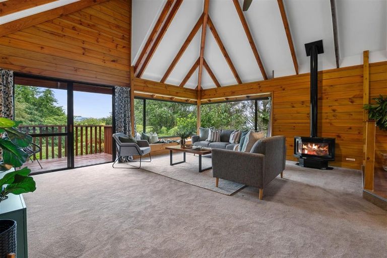 Photo of property in 62 Grand Vue Road, Kawaha Point, Rotorua, 3010