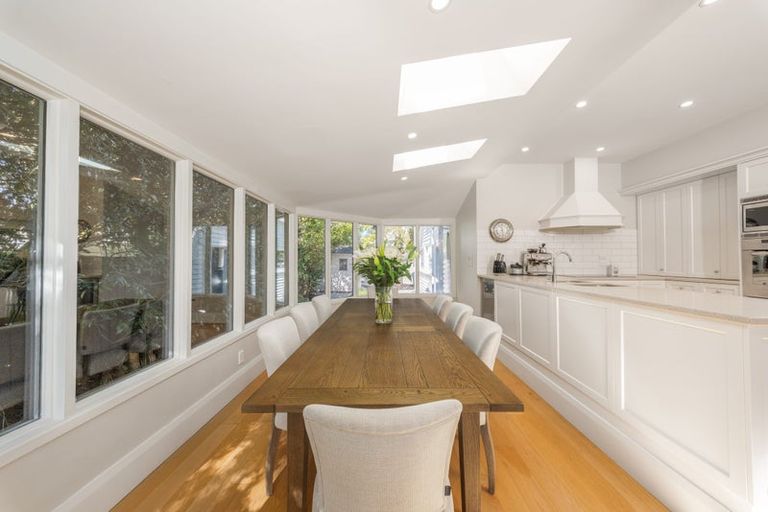 Photo of property in 6 Weka Street, Fendalton, Christchurch, 8041