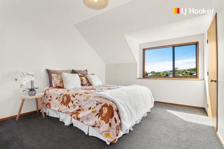 Photo of property in 14 Waikana Street, Broad Bay, Dunedin, 9014