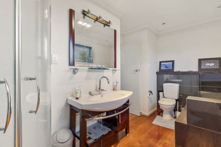 Photo of property in 17 Kingsway Crescent, Forest Lake, Hamilton, 3200