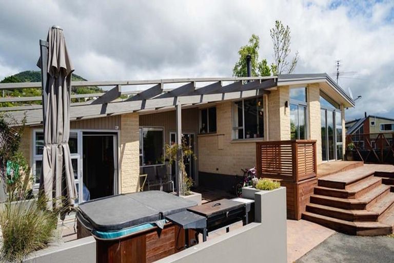 Photo of property in 23 Gebbie Street, Kinmont Park, Mosgiel, 9024