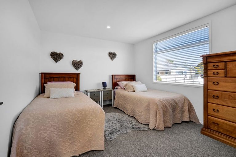 Photo of property in 321b Mangorei Road, Merrilands, New Plymouth, 4312