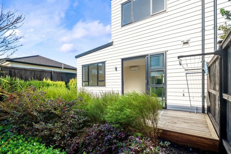 Photo of property in 21b Lumbarda Drive, Kumeu, 0810