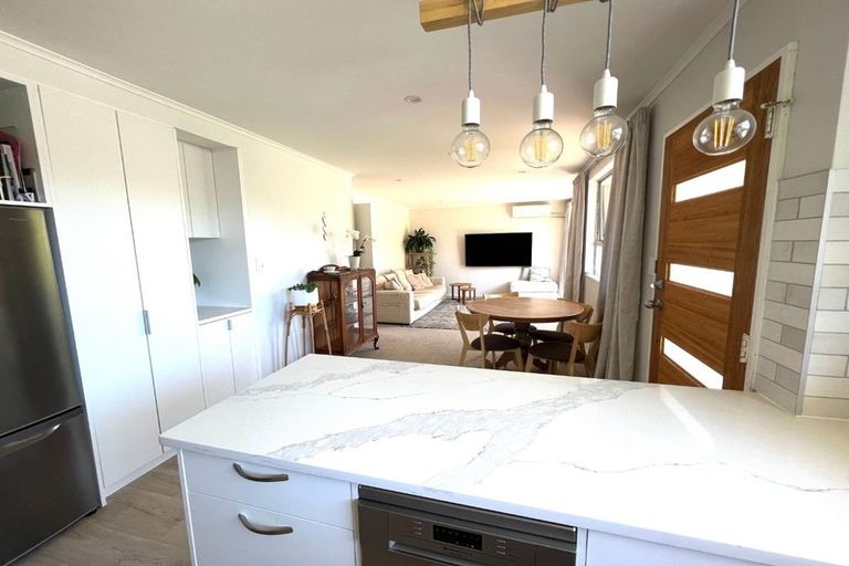 Photo of property in 2/59 Hatton Road, Orewa, 0931