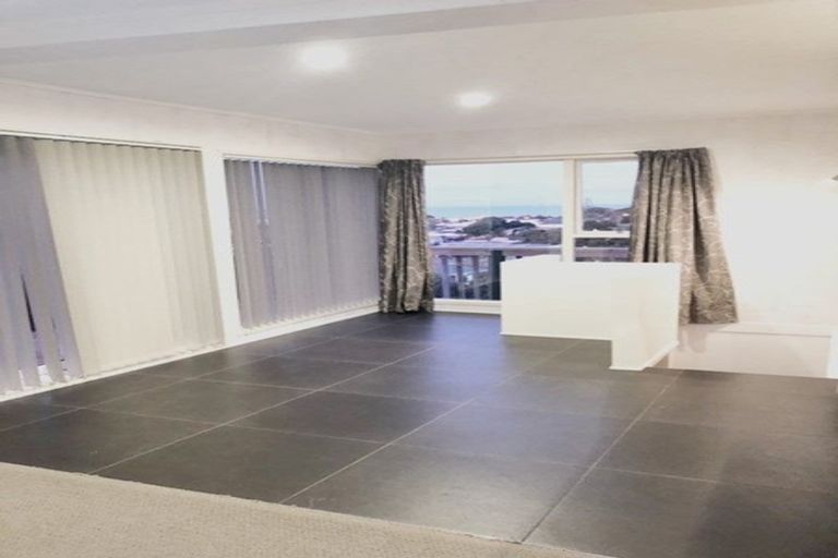 Photo of property in 1/22 Nigel Road, Browns Bay, Auckland, 0630