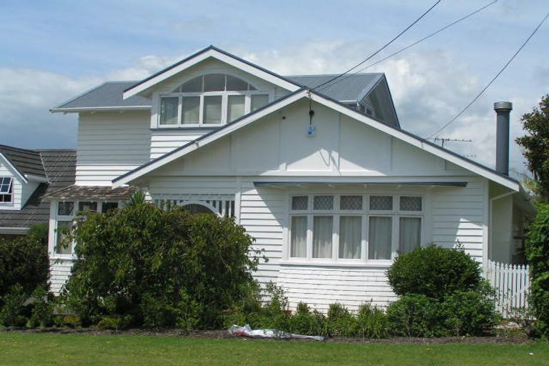 Photo of property in 7 Cameron Street, Takapuna, Auckland, 0622