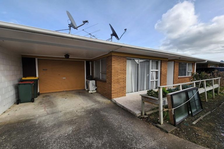 Photo of property in 2/18 King Street, Papatoetoe, Auckland, 2104