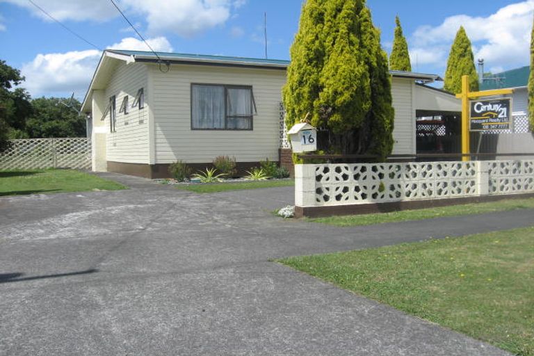 Photo of property in 16 Stewart Street, Aramoho, Whanganui, 4500