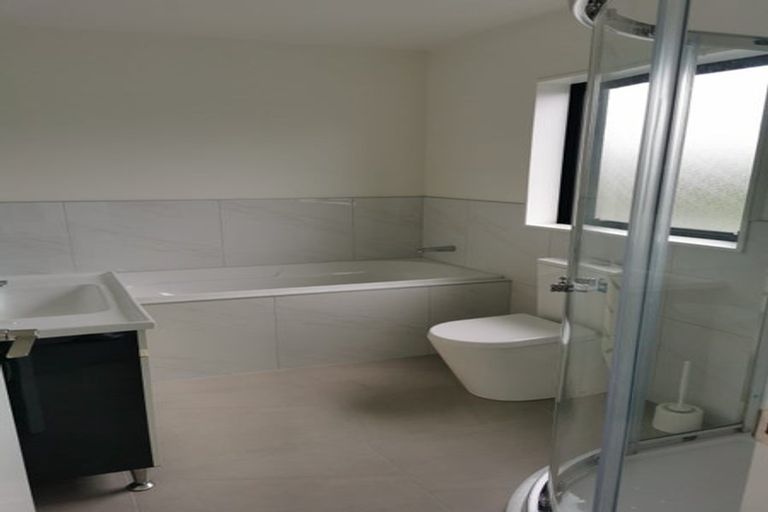 Photo of property in 3 Apple Lane, Henderson, Auckland, 0610