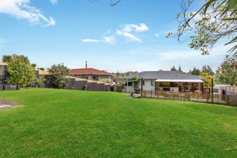 Photo of property in 62 Hellyers Street, Birkdale, Auckland, 0626