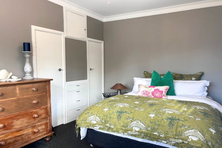 Photo of property in 97 James Cook Street, Havelock North, 4130