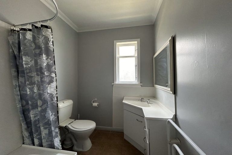 Photo of property in 147 Bartholomew Road, Levin, 5510