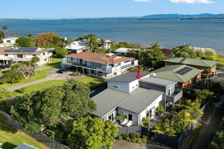 Photo of property in 35 Waione Avenue, Athenree, Waihi Beach, 3177