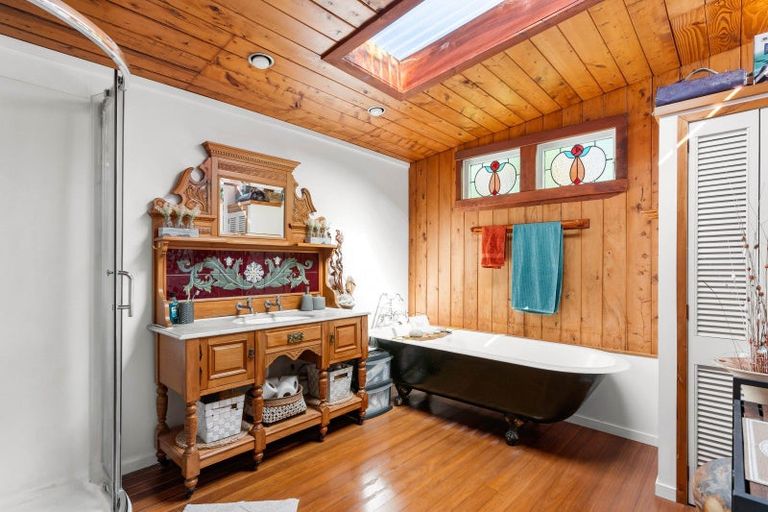 Photo of property in 305a Achilles Avenue, Whangamata, 3620