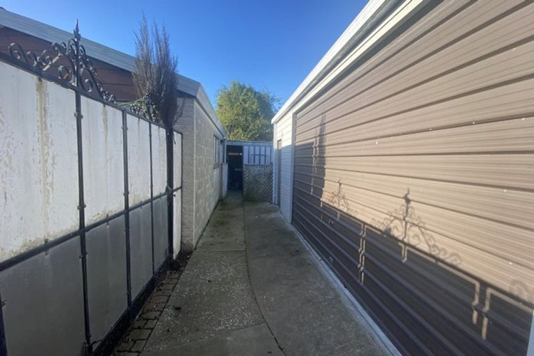 Photo of property in 12 Ashwood Street, Parklands, Christchurch, 8083