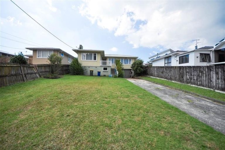 Photo of property in 183 Rathgar Road, Henderson, Auckland, 0610