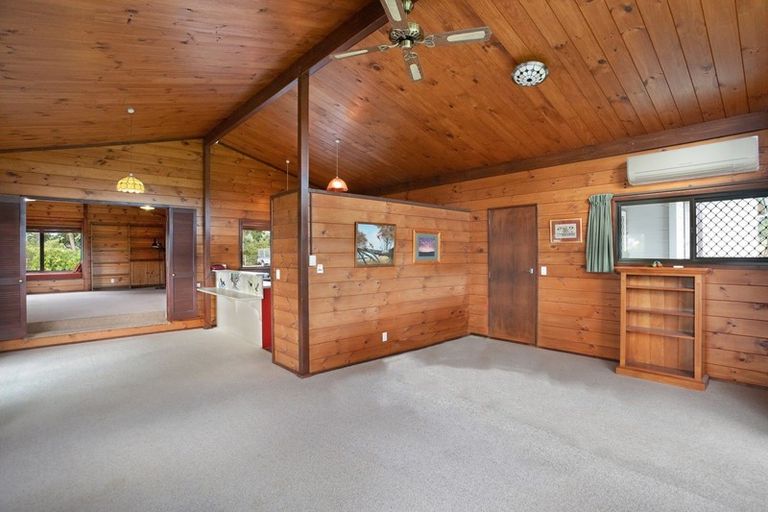 Photo of property in 450 Fitzherbert Road East, Aokautere, Palmerston North, 4471