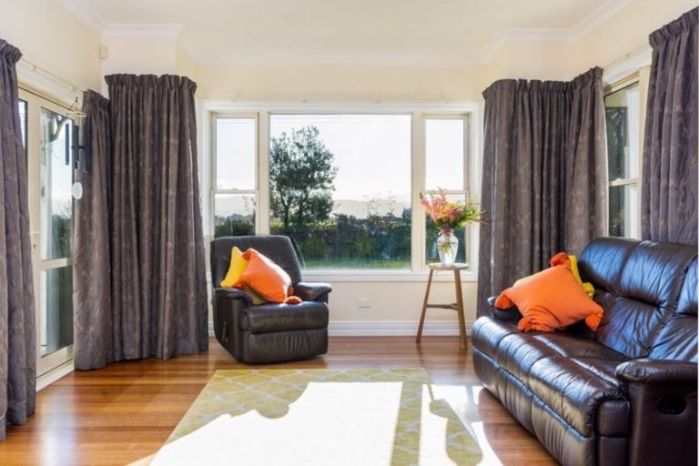 Photo of property in 15 Wards Line, Morison Bush, Greytown, 5794