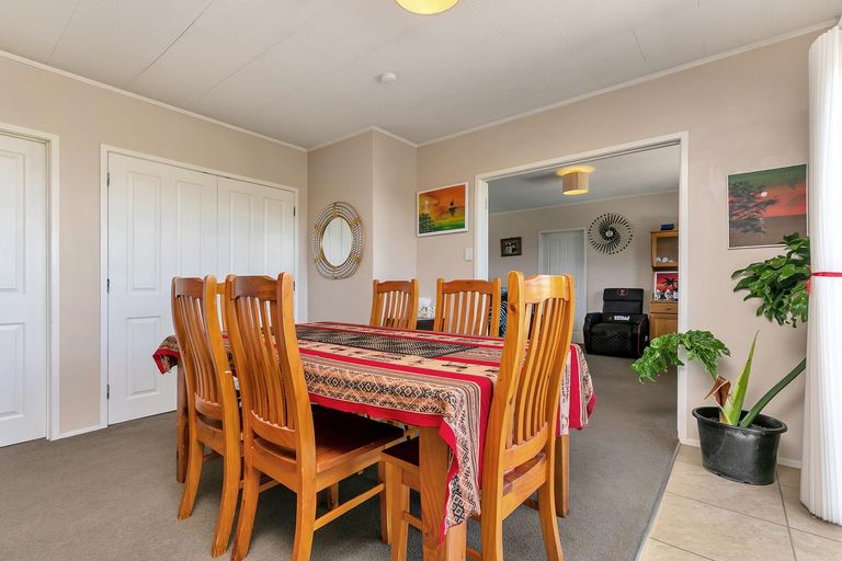 Photo of property in 278 Upper Orewa Road, Wainui, Silverdale, 0992