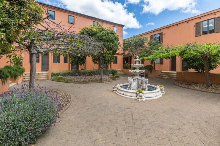 Photo of property in 7/10 Cleveland Road, Parnell, Auckland, 1052