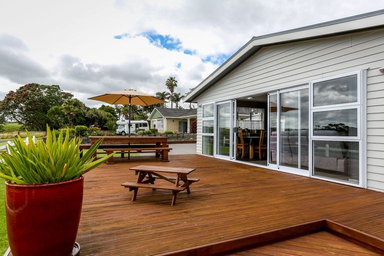 Photo of property in 22/20 Mace Terrace, Oakura, 4314