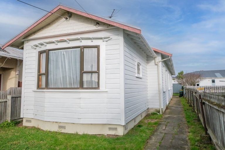 Photo of property in 82 Grove Street, Saint Kilda, Dunedin, 9012
